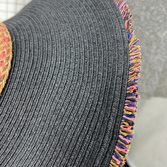 CC exclusives paper polyester blend summer beach chat - Picture 9 of 11